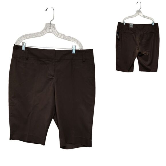 Apt. 9  Maxwell Fit  Bermuda Brown Short Size 18 NWT - Picture 1 of 5